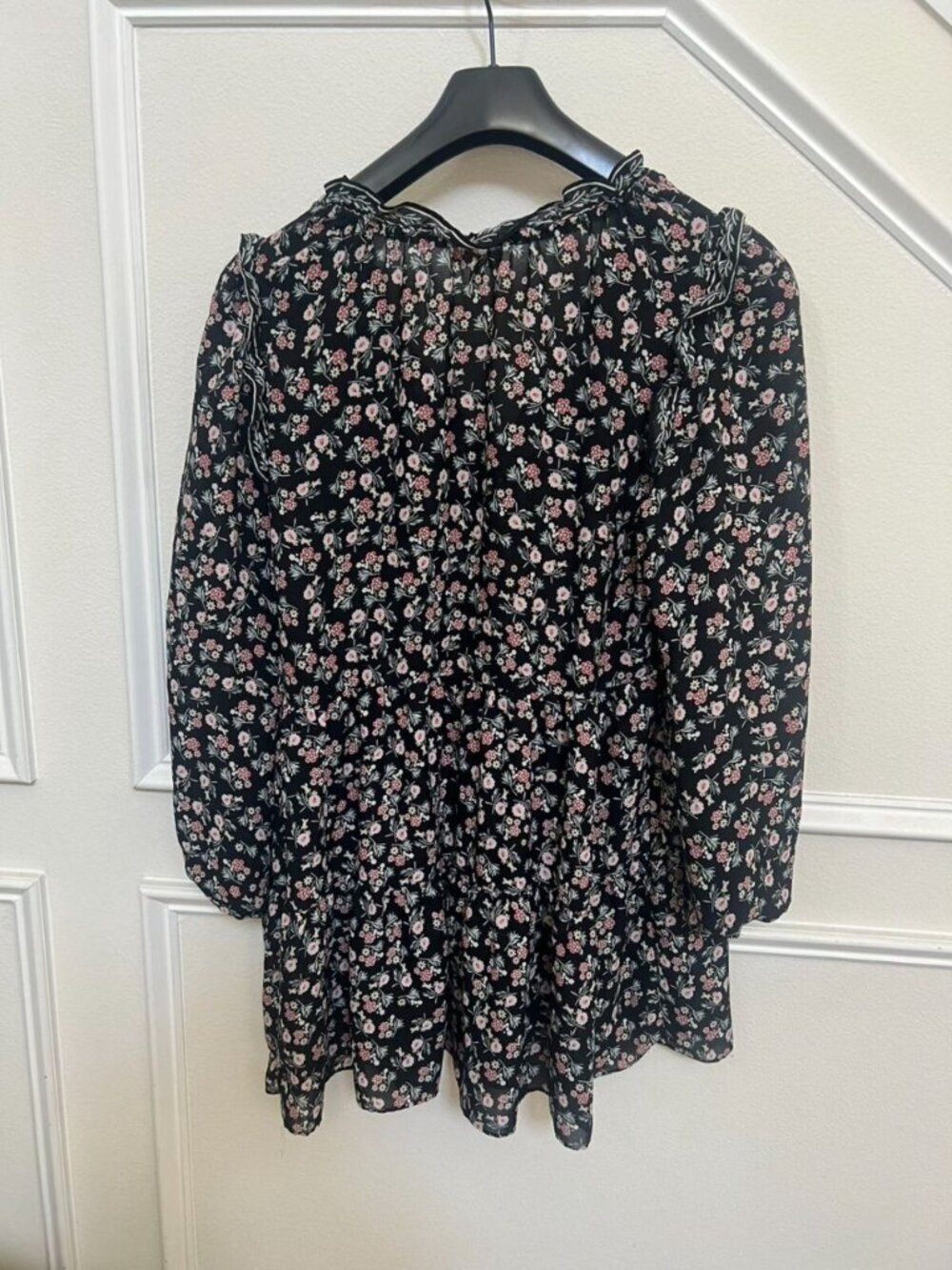 Max Studio Black V Neck Balloon Sleeve Floral Bohemian Casual Mini Dress - Picture 8 of 11
